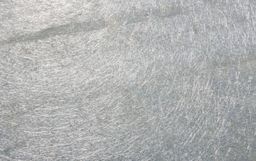 Ivy Cross laminate fibreglass or shingles?